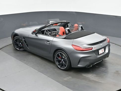Used 2024 BMW Z4 M40i w/ Premium Package image 31