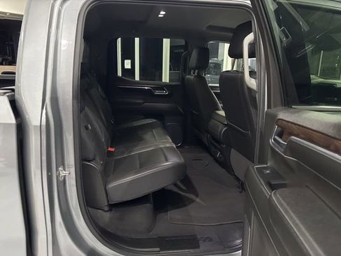 Used 2024 GMC Sierra 1500 SLT image 27