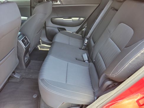Used 2020 Kia Sportage LX FWD image 8