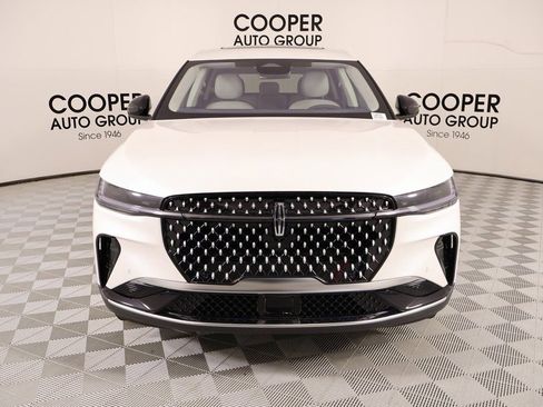New 2026 Lincoln Nautilus Premier w/ Equipment Group 102A AWD/4WD image 9