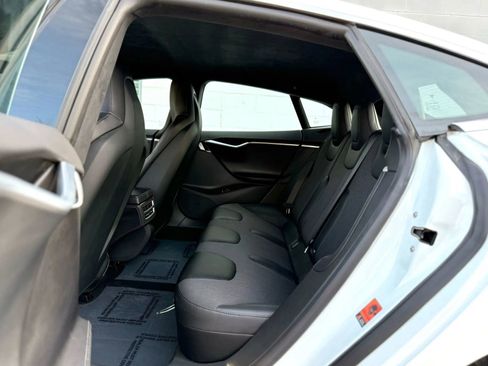 Used 2016 Tesla Model S 75D image 18