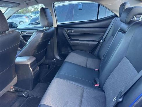 Used 2018 Toyota Corolla SE image 14