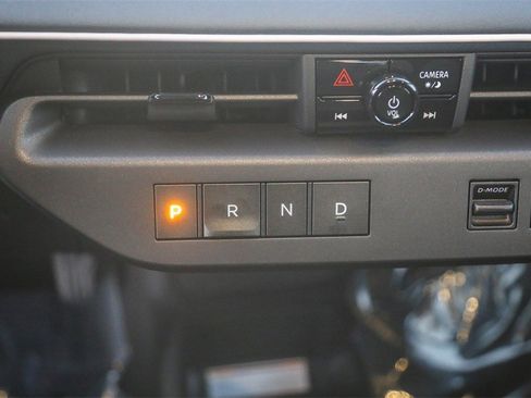 New 2026 Nissan Leaf Platinum+ image 19