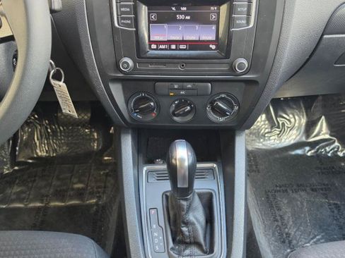 Used 2016 Volkswagen Jetta S FWD image 15