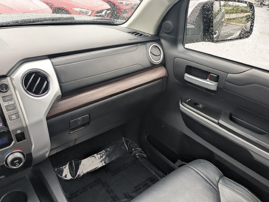 Used 2018 Toyota Tundra Limited w/ Limited Premium Package AWD/4WD image 4