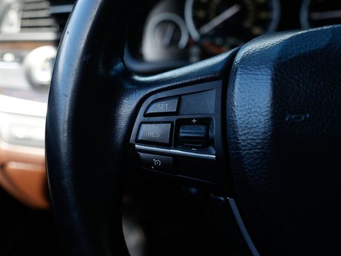 Used 2014 BMW 528i 4DR SEDAN image 25