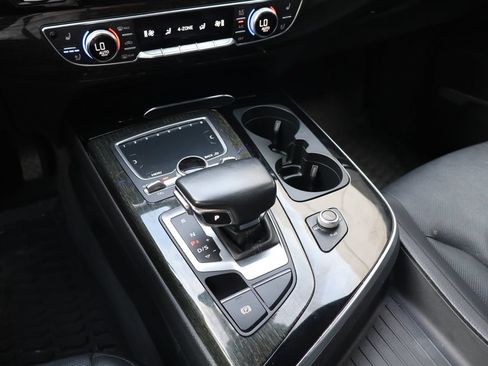 Used 2019 Audi Q7 3.0T Premium Plus w/ Premium Plus Package AWD/4WD image 22