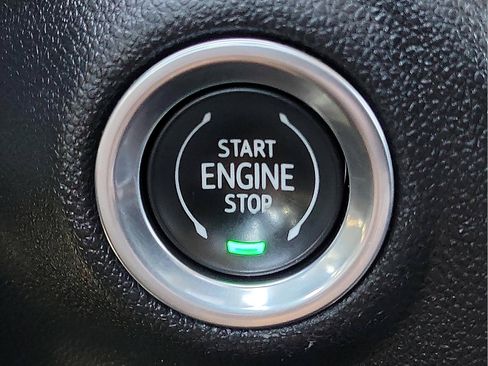 Used 2021 GMC Sierra 3500 Denali w/ Denali Ultimate Package image 17