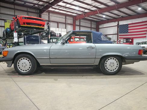 Used 1989 Mercedes-Benz 560 SL image 19