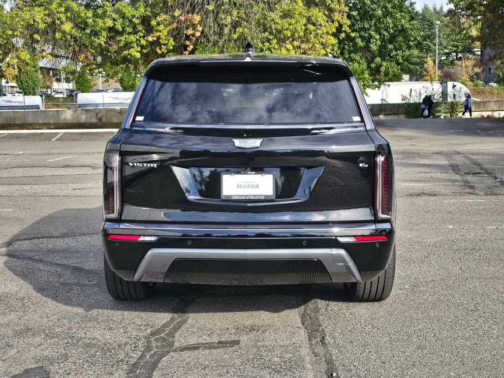 New 2027 Cadillac Vistiq Sport AWD/4WD image 4