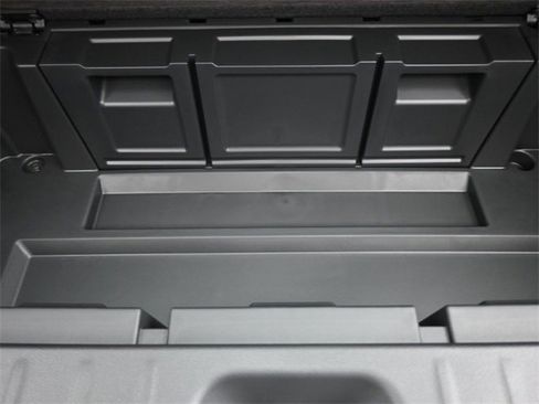 New 2026 Nissan Pathfinder SL w/ SL Premium Package image 25