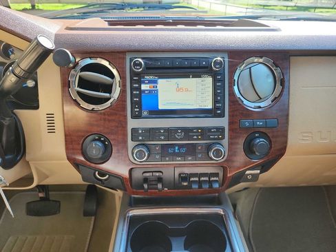 Used 2012 Ford F250 King Ranch w/ FX4 Off Road Pkg image 20