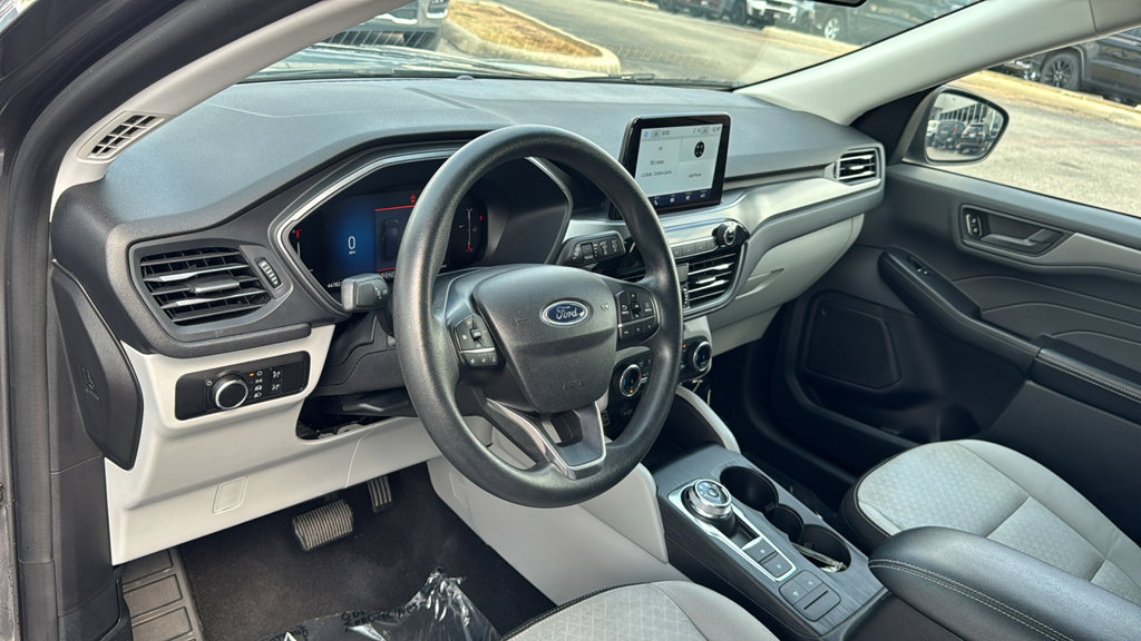 Used 2025 Ford Escape Active FWD image 12