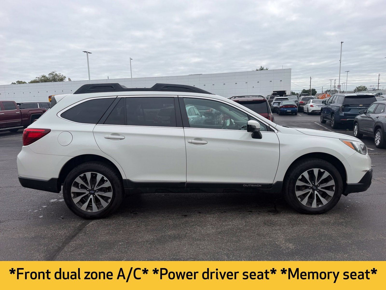 Used 2015 Subaru Outback 3.6R Limited AWD/4WD image 6