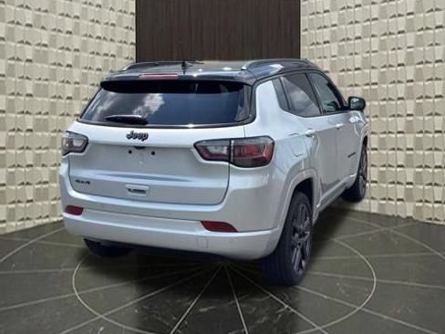 Used 2025 Jeep Compass Limited w/ High Altitude Package AWD/4WD image 4