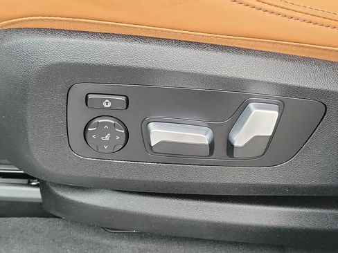 Used 2023 BMW X5 sDrive40i w/ Premium Package RWD image 21