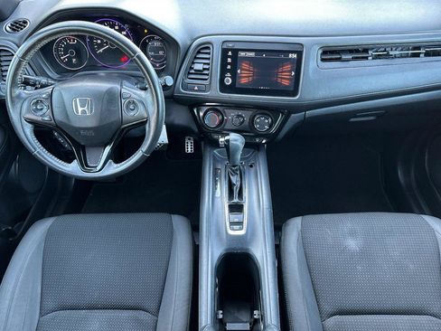 Used 2020 Honda HR-V Sport image 14
