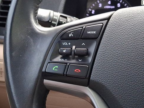 Used 2016 Hyundai Tucson Limited w/ Option Group 03 FWD image 20