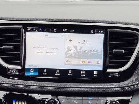 New 2026 Chrysler Pacifica Select image 13