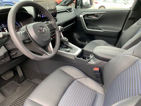 Used 2025 Toyota RAV4 XSE w/ Advanced Technology Package image 11