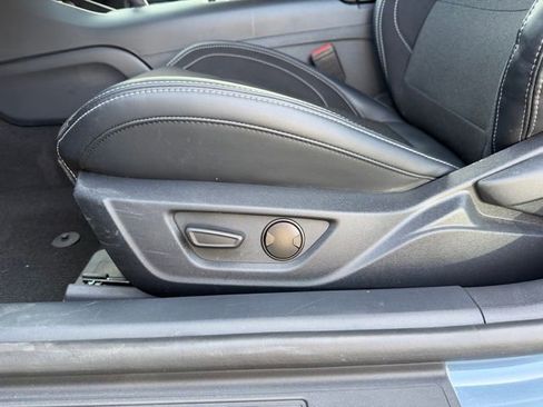 Certified 2024 Ford Mustang Coupe image 9