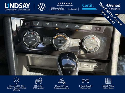 Certified 2024 Volkswagen Jetta SE w/ Panoramic Sunroof Package image 17