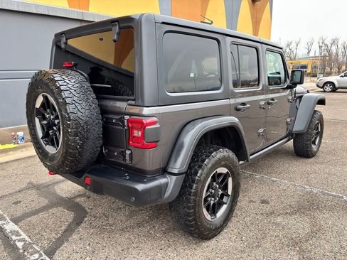 Used 2018 Jeep Wrangler Unlimited Rubicon w/ Safety Group image 5