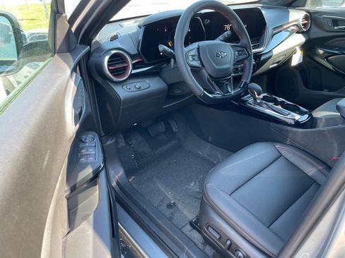 New 2026 Chevrolet Trax RS w/ Driver Confidence Package image 4