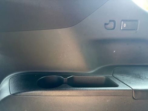 Used 2021 Cadillac Escalade ESV Premium Luxury image 21