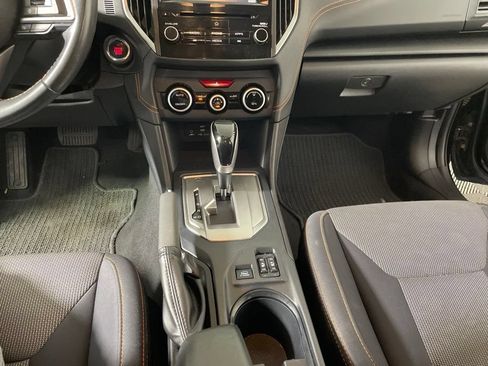 Used 2023 Subaru Crosstrek 2.0i Premium AWD/4WD image 17
