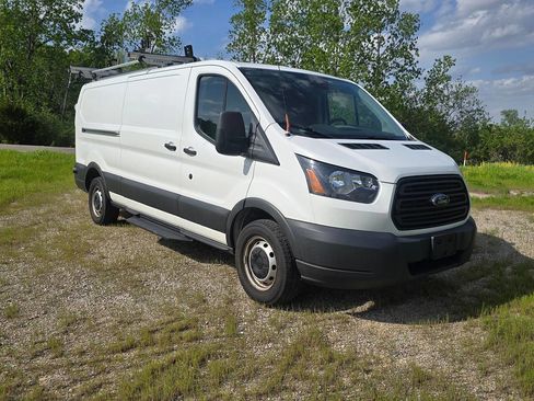 Used 2018 Ford Transit 250 148 Low Roof RWD image 5