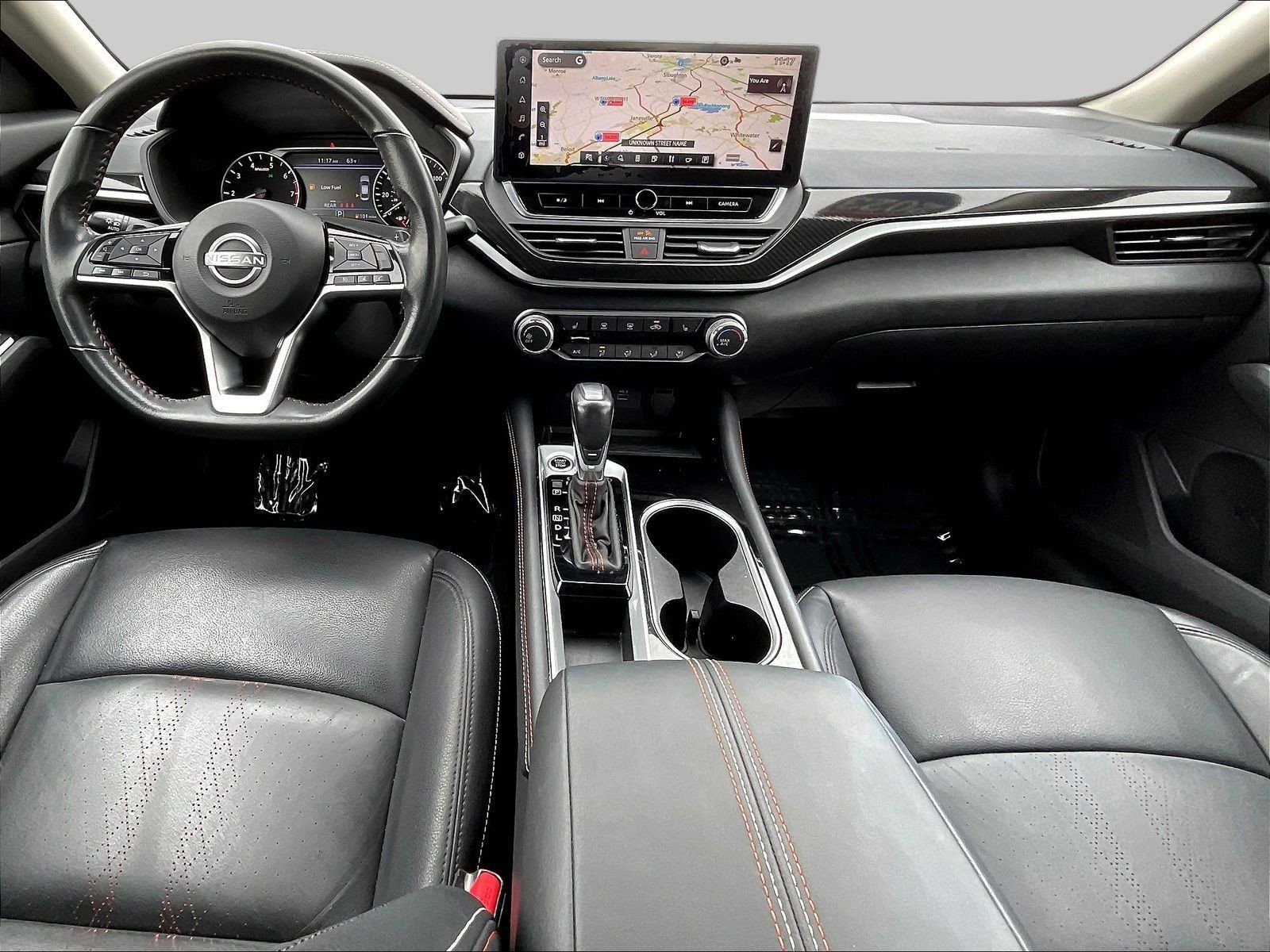 Certified 2023 Nissan Altima 2.5 SR w/ SR Premium Package FWD image 10
