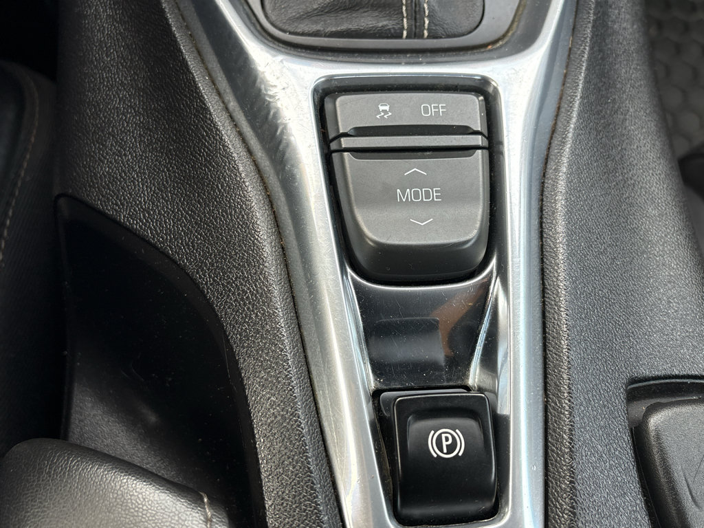 Used 2016 Chevrolet Camaro SS RWD image 22