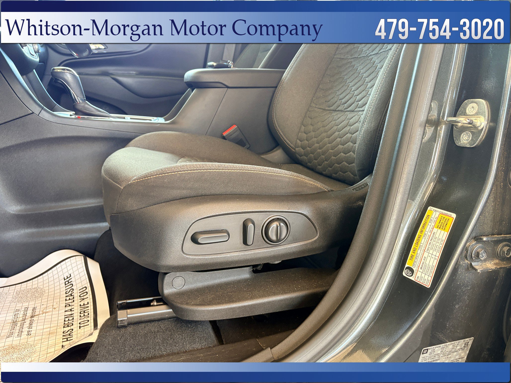 Used 2018 Chevrolet Equinox LT FWD image 13