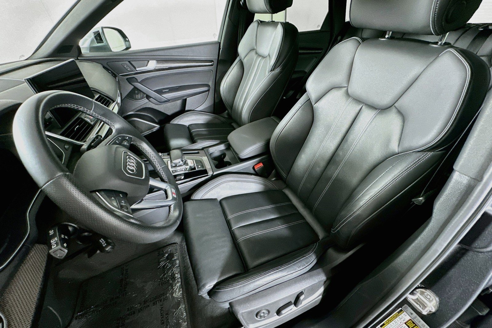 Used 2023 Audi SQ5 Premium Plus w/ Premium Plus Package AWD/4WD image 18