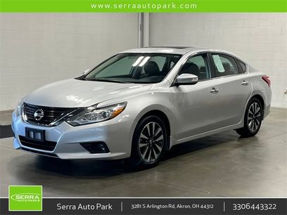 Used 2016 Nissan Altima 2.5 SL w/ 2.5 Technology Package
