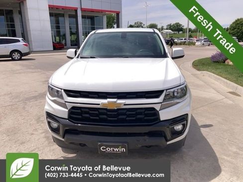 Used 2021 Chevrolet Colorado LT w/ LT Convenience Package AWD/4WD image 9