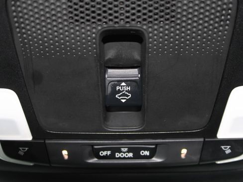 Certified 2022 Honda Civic Sport Touring image 11