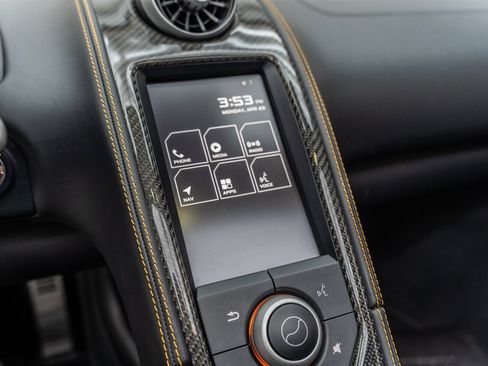 Used 2014 McLaren MP4-12C Spider RWD image 68