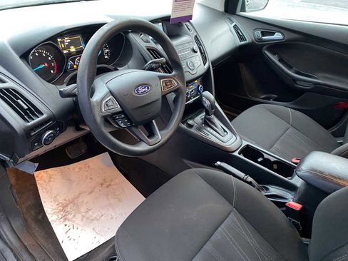 Used 2018 Ford Focus SE image 8