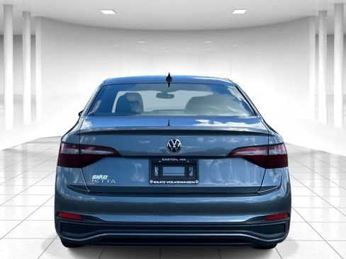 Certified 2023 Volkswagen Jetta Sport FWD image 4