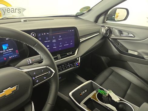 Certified 2025 Chevrolet Equinox LT w/ Convenience Package II image 24