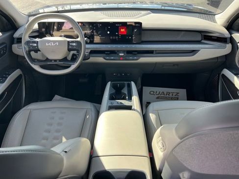 Certified 2026 Kia EV9 Wind image 10