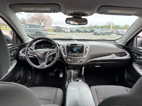 Used 2016 Chevrolet Malibu LT image 20