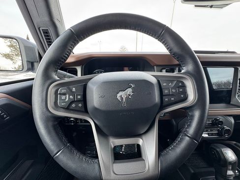 Used 2024 Ford Bronco Outer Banks image 20