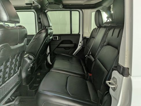 Certified 2023 Jeep Wrangler Unlimited Rubicon 4xe w/ Cold Weather Group AWD/4WD image 34
