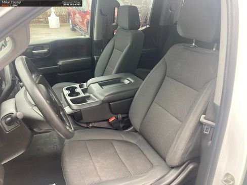 Used 2020 Chevrolet Silverado 1500 Custom Trail Boss w/ Custom Convenience Package image 17