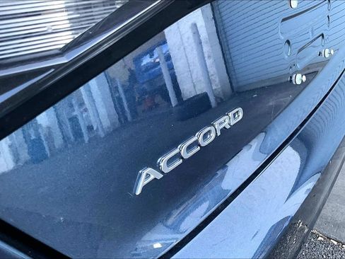Used 2025 Honda Accord SE image 25