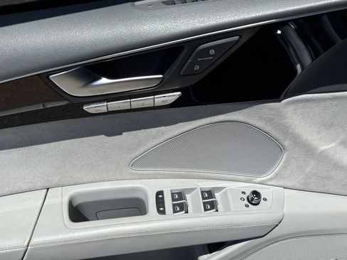 Used 2012 Audi A8 L 4.2 AWD/4WD image 20