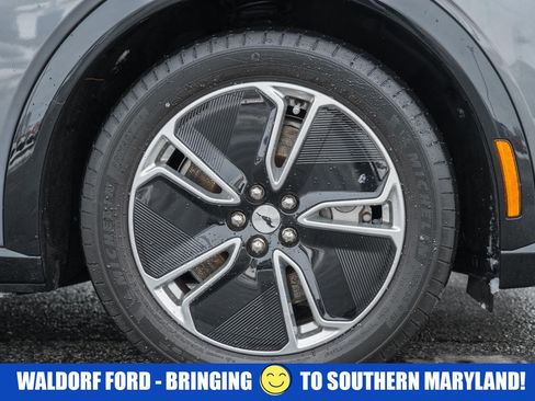 Used 2023 Ford Mustang Mach-E Premium image 16